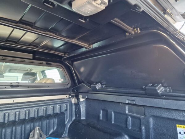 Hardtop Cannopy – Maxliner – VENTURE COMMERCIAL – Ford Ranger DoubleCab (2023+) - Image 10